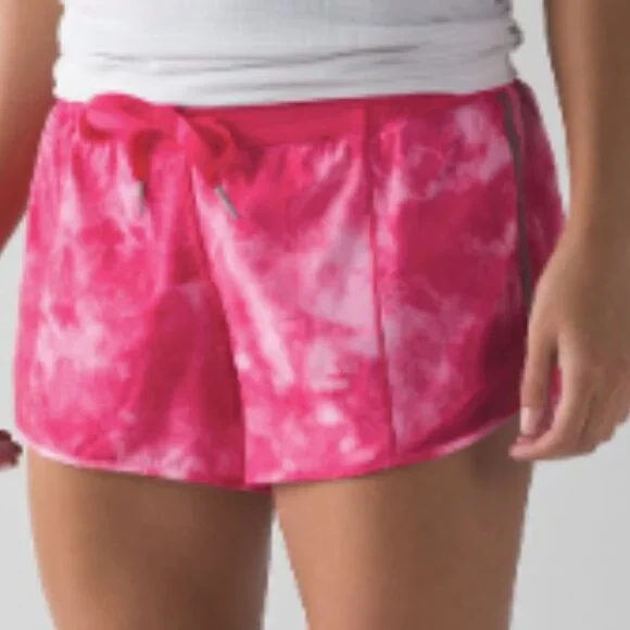 (6145) Hotty Hot HR Lined Short 4" - Sz 4 *LOVED * EUC - Picture 1 of 8